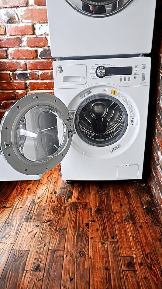 GE 2.6 cu. ft. Compact Front Load Washer (Model WCVH4800KWW)