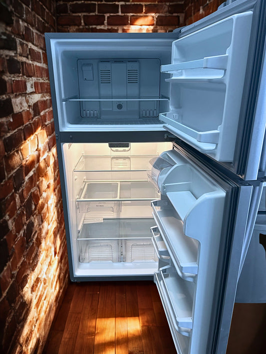 Whirlpool 30-Inch Wide Top Freezer Refrigerator – 18 cu. ft. (Model WRT318FZDM)