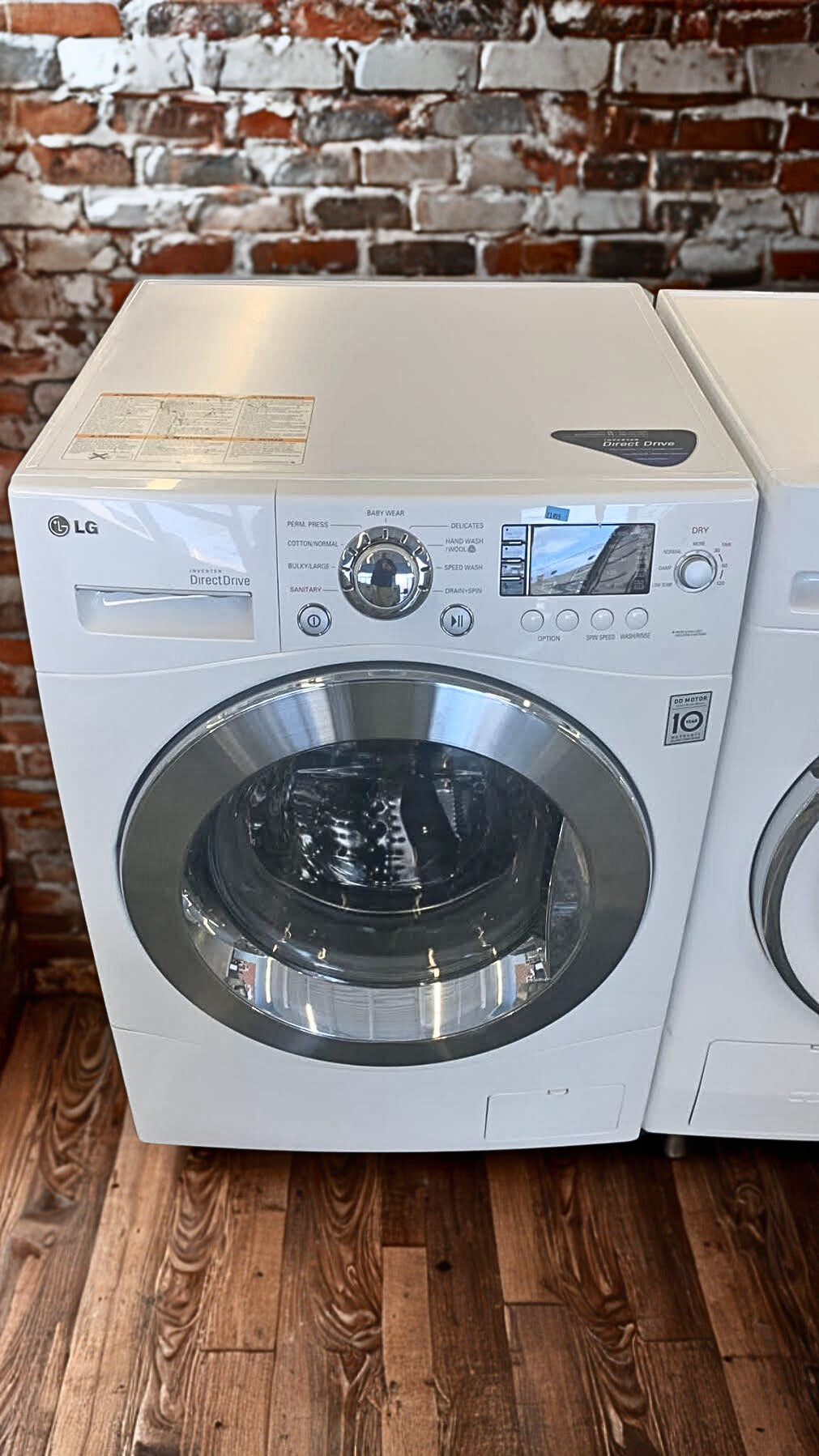LG 2.7 cu. ft. Compact ALL-IN ONE Washer & Dryer with Ventless Technology (Model WM3455HW)