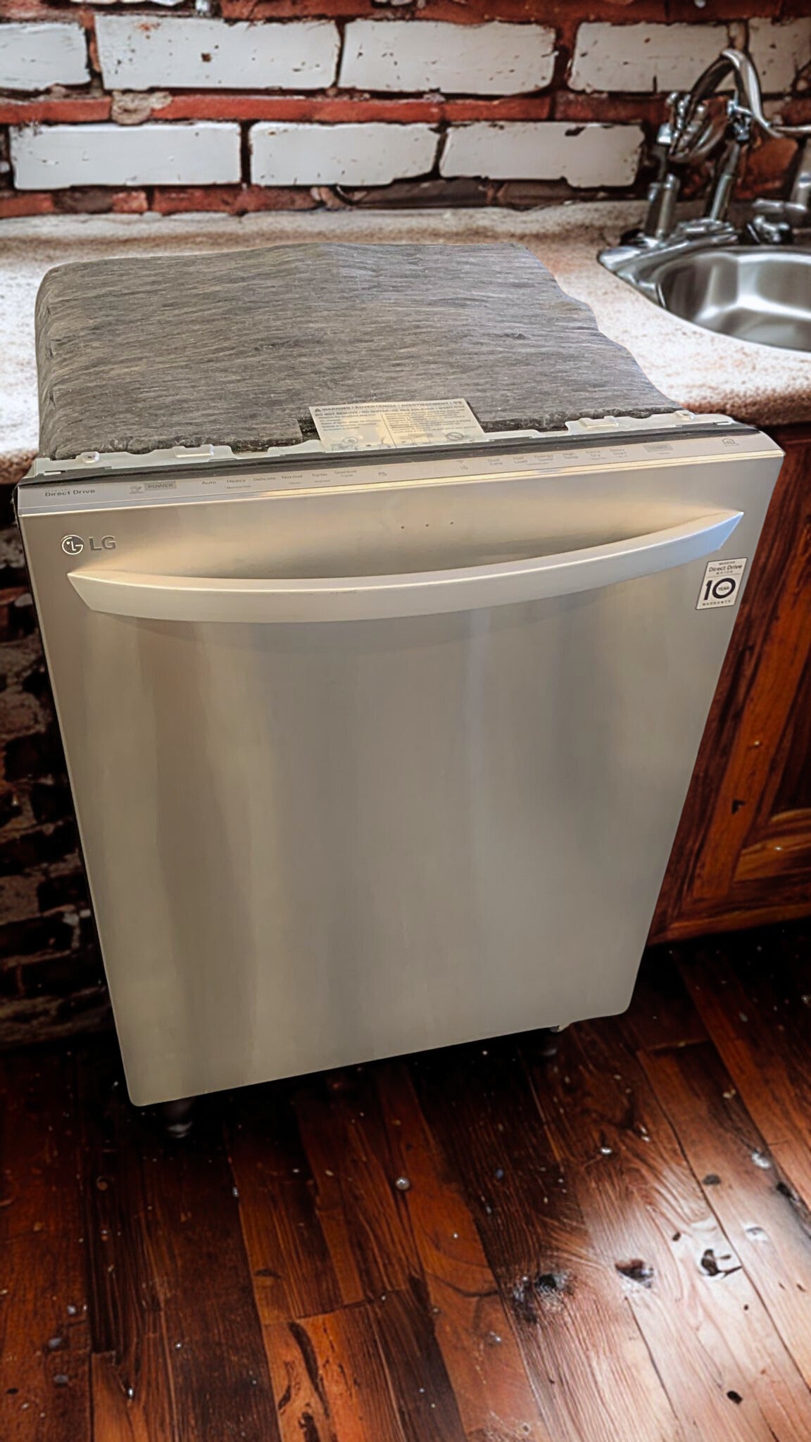 LG 24-Inch Built-In Dishwasher with SenseClean™ (Model LDF7774ST)