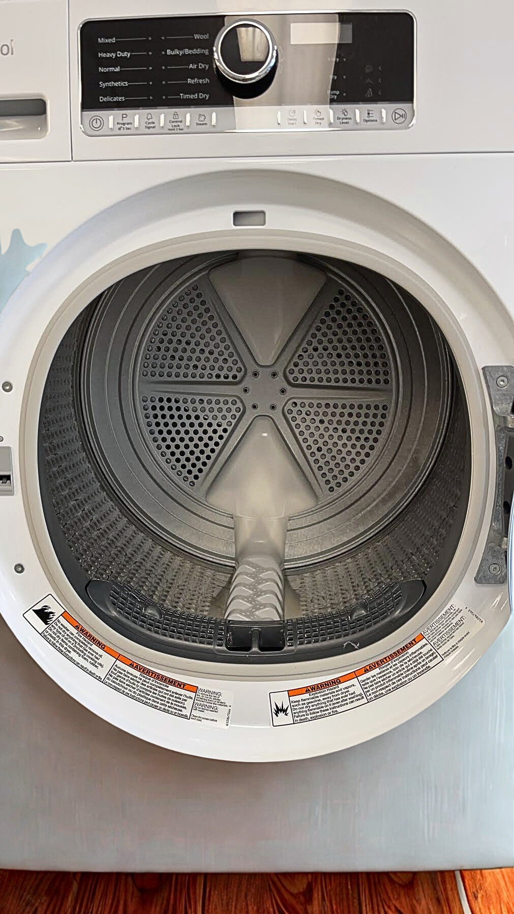 Whirlpool 4.5 cu. ft. Small Space Ventless Dryer with Heat Pump Technology (Model WCD3090JW)
