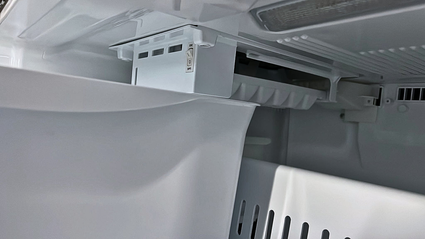 LG 22 cu. ft. French Door Refrigerator with Smart Cooling System (Model LFCS22520S)