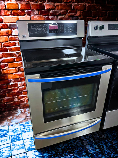 LG 30-Inch Freestanding Electric Range with 6.3 cu. ft. Oven and True Convection (Model LRE3061ST)