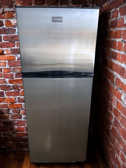 Frigidaire 12 cu. ft. Top Freezer Refrigerator with Adjustable Glass Shelves (Model FFET1222QS)