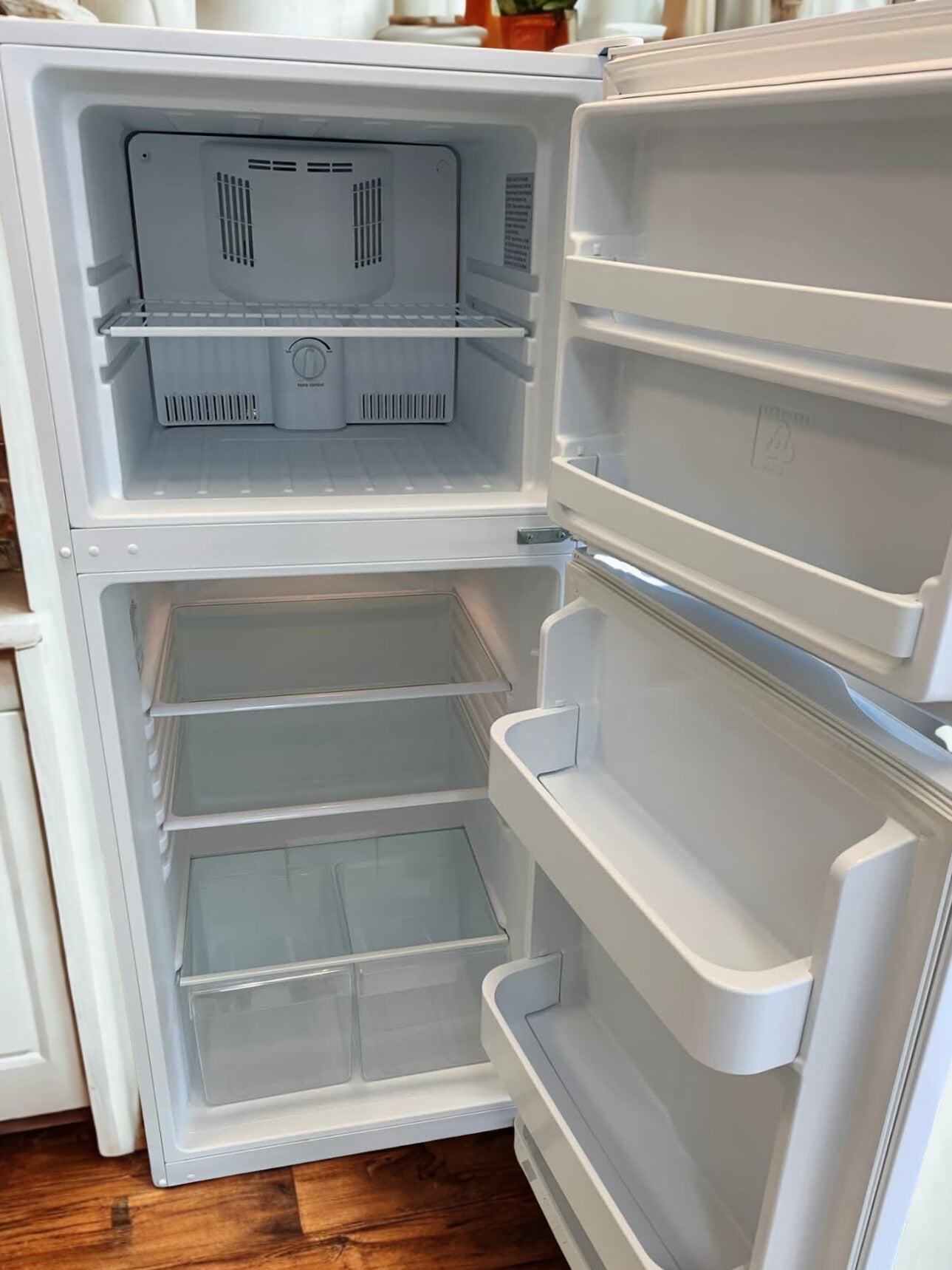 Frigidaire 12 cu. ft. Top Freezer Refrigerator with Adjustable Interior Storage (Model FFTR1222QW)