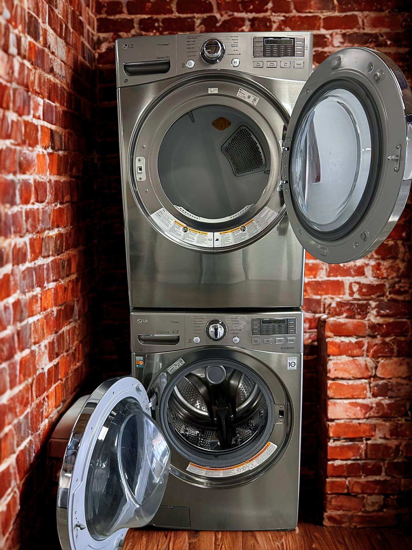 LG 5.2 cu. ft. Front Load Washer & 7.5 cu. ft. Electric Dryer with Steam Technology (Models WM3470HVA & DLEX3370V)