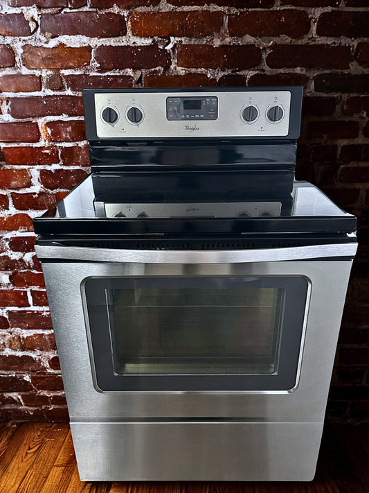 Whirlpool 30-Inch Wide Electric Range with 5.3 cu. ft. Capacity and Frozen Bake™ Technology (Model WFE515S0ES)