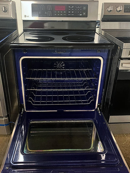LG 30-Inch Freestanding Electric Range with 6.3 cu. ft. Oven and True Convection (Model LRE3061ST)