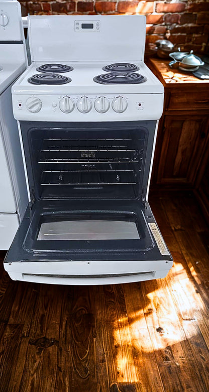 GE 24-Inch Freestanding Coil-Top Electric Range with Compact Built (Model JCAS300DMWW)
