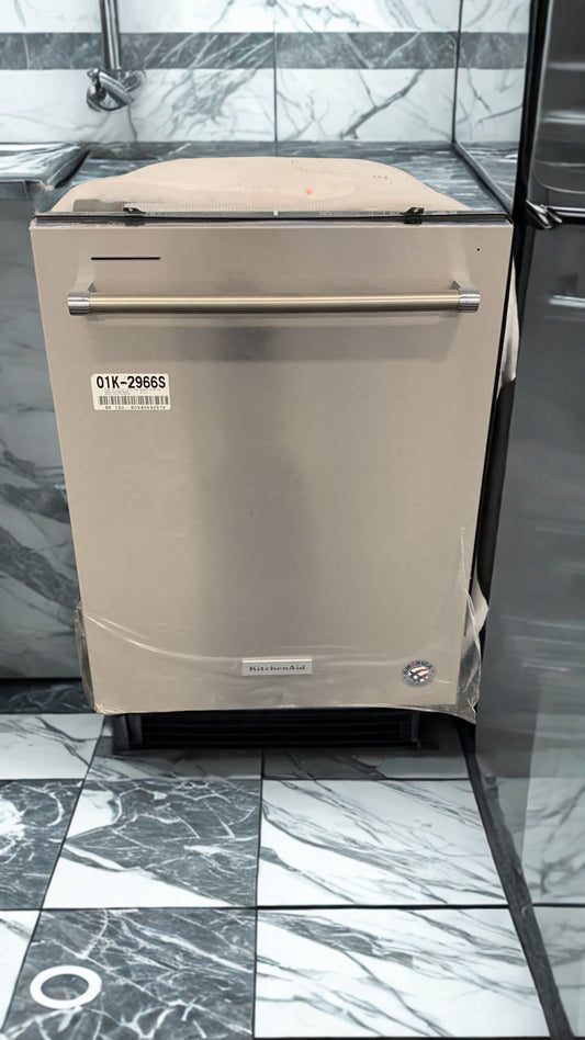 KitchenAid 24-Inch Built-In Dishwasher with FreeFlex™ Third Rack (Model KDTM704KPS)