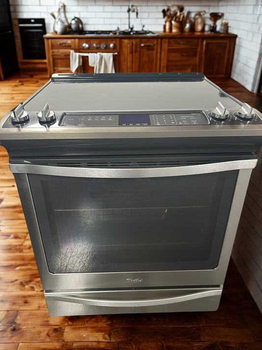 WHIRLPOOL 30-Inch Slide-In Electric Range with a 6.2 Cubic Feet Oven (Model YWEE730H0DS)