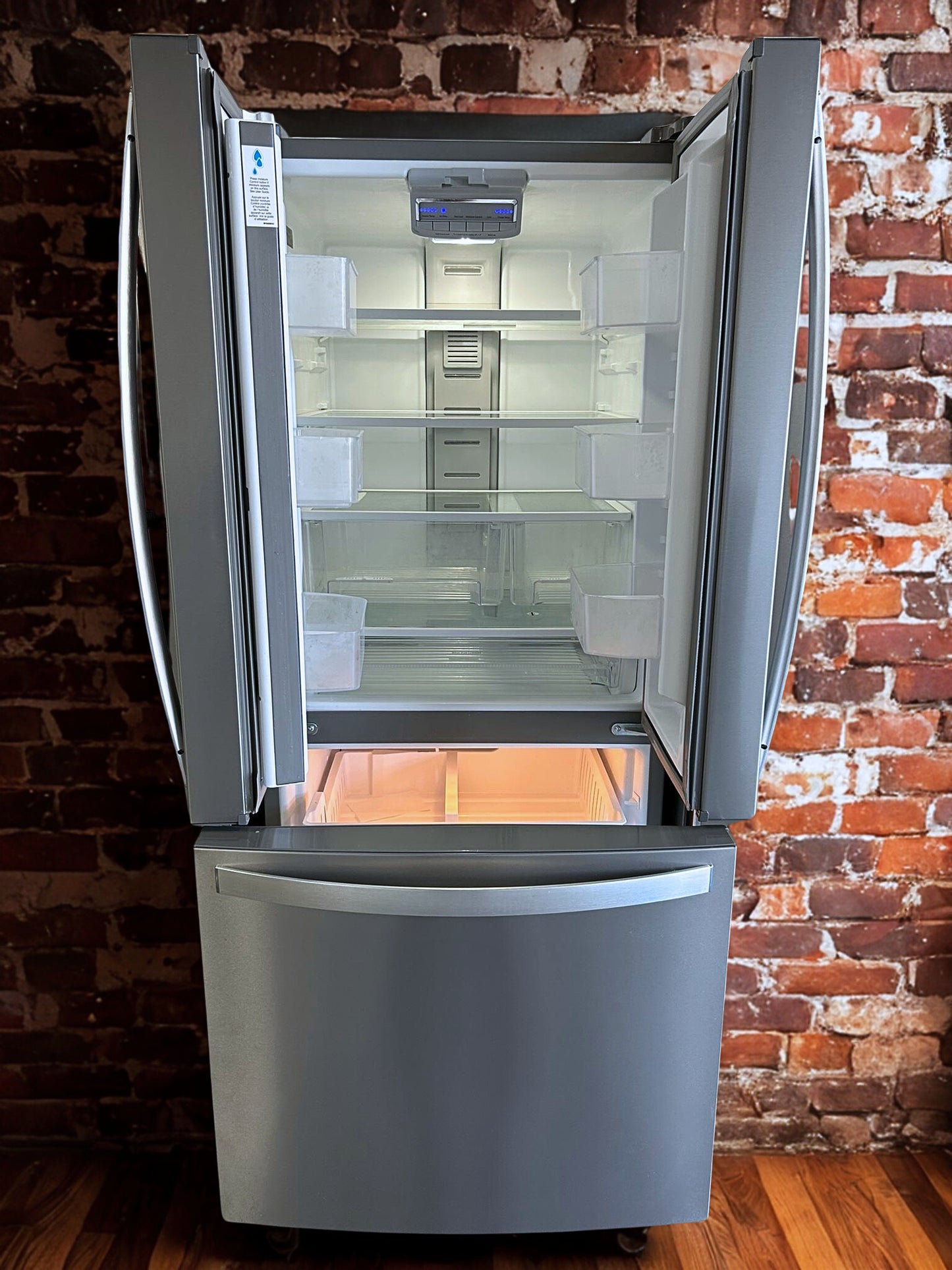 Whirlpool 20 cu. ft. French Door Refrigerator with Modern Design (Model WRF560SMHZ)