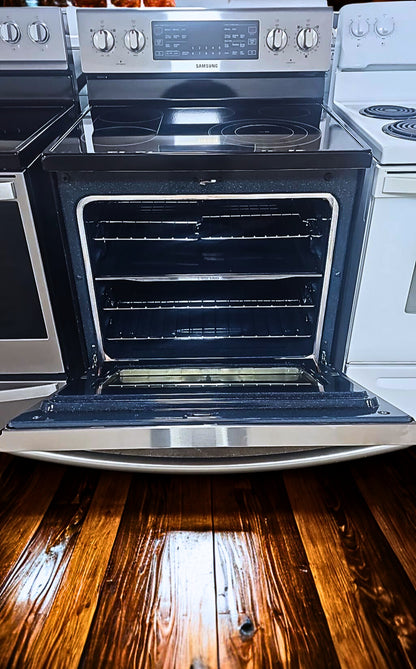 Samsung 30-Inch Freestanding Electric Range with 5.9 cu. ft. Convection Oven (Model FE710DRS)