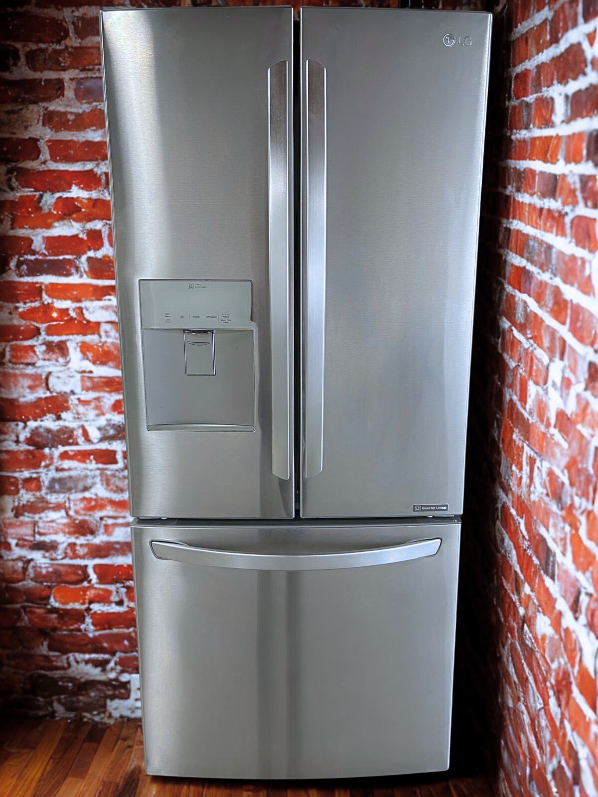 LG 22 cu. ft. French Door Refrigerator with Smart Cooling System (Model LFDS22520S)