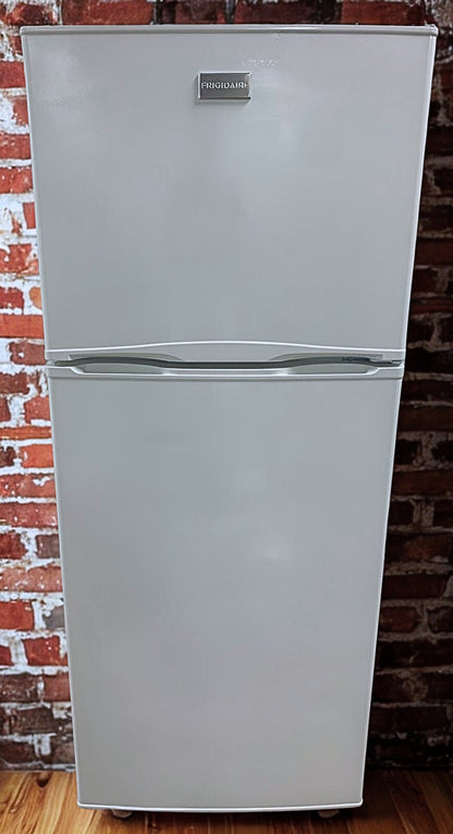 Frigidaire 12 cu. ft. Top Freezer Refrigerator with Adjustable Interior Storage (Model FFTR1222QW)