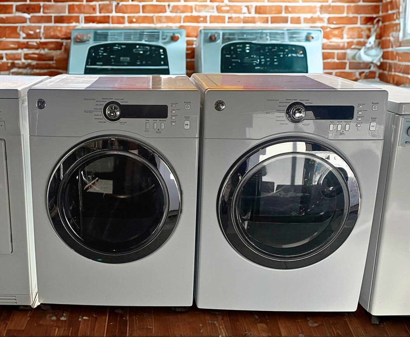GE 2.6 cu. ft. Compact Front Load Washer & 4.7 cu. ft. Electric Dryer for Small Spaces (Models WCVH4800KWW & PCVH480EKWW )