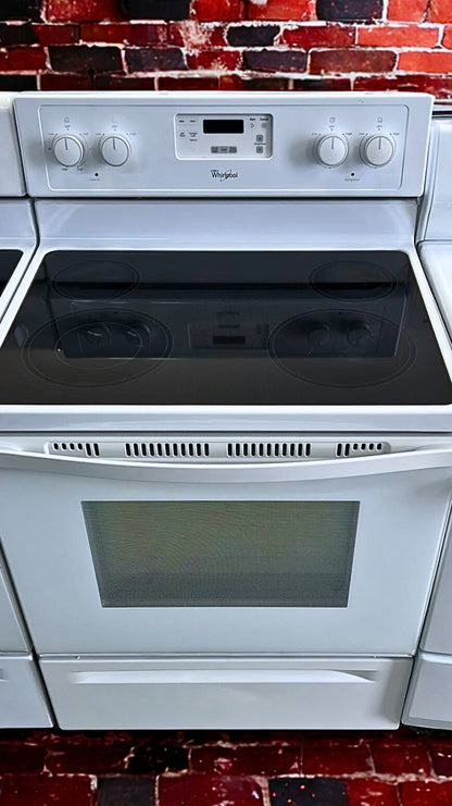 Whirlpool 30-Inch Freestanding Electric Range with 5.3 cu. ft. Oven  (Model WFE515S0EW)