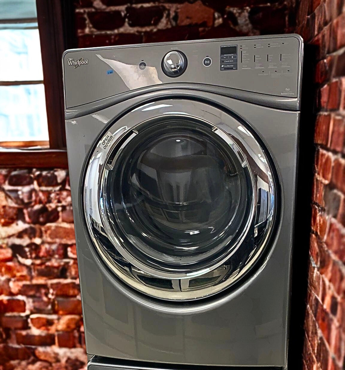 Whirlpool 7.5 cu. ft. Electric Dryer with Advanced Moisture Sensing (Model WED92HEFU)